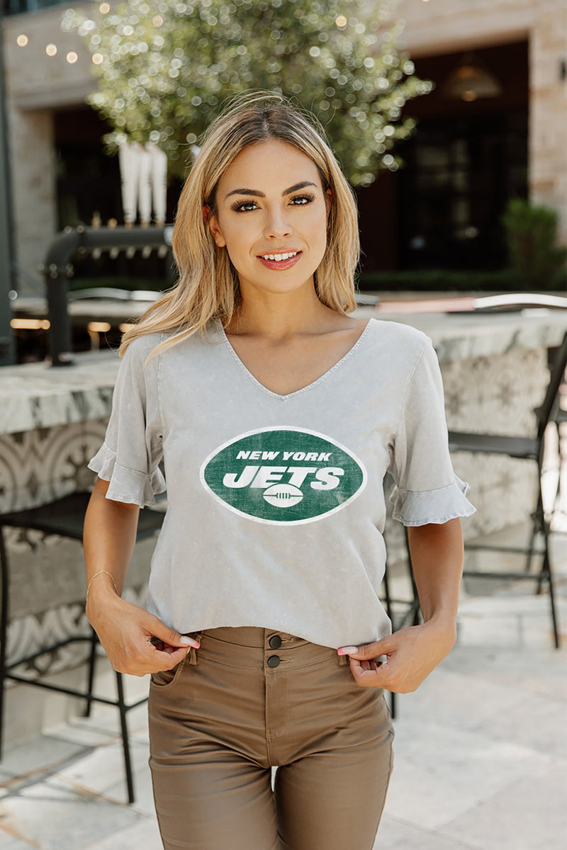 NEW YORK JETS FIELD FINESSE RELAXED SNOW-WASH SHORT SLEEVE RUFFLE DETA