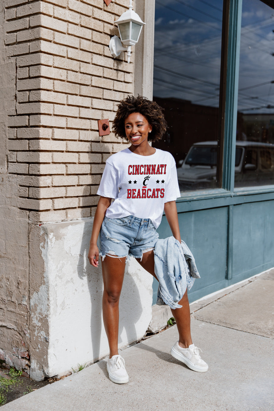 CINCINNATI BEARCATS TO THE POINT SHORT SLEEVE FLOWY TEE