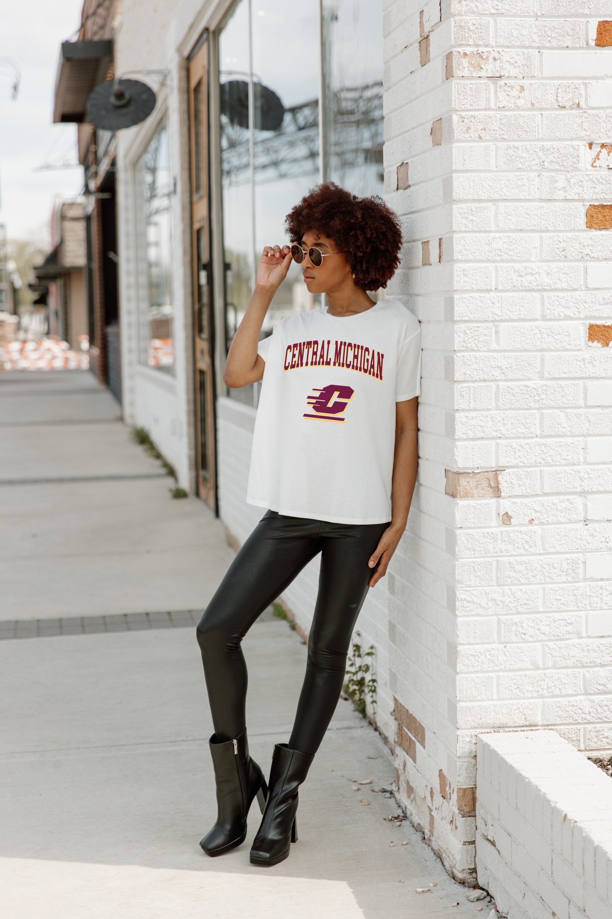 CENTRAL MICHIGAN CHIPPEWAS AROUND WE GO SHORT SLEEVE FLOWY TEE