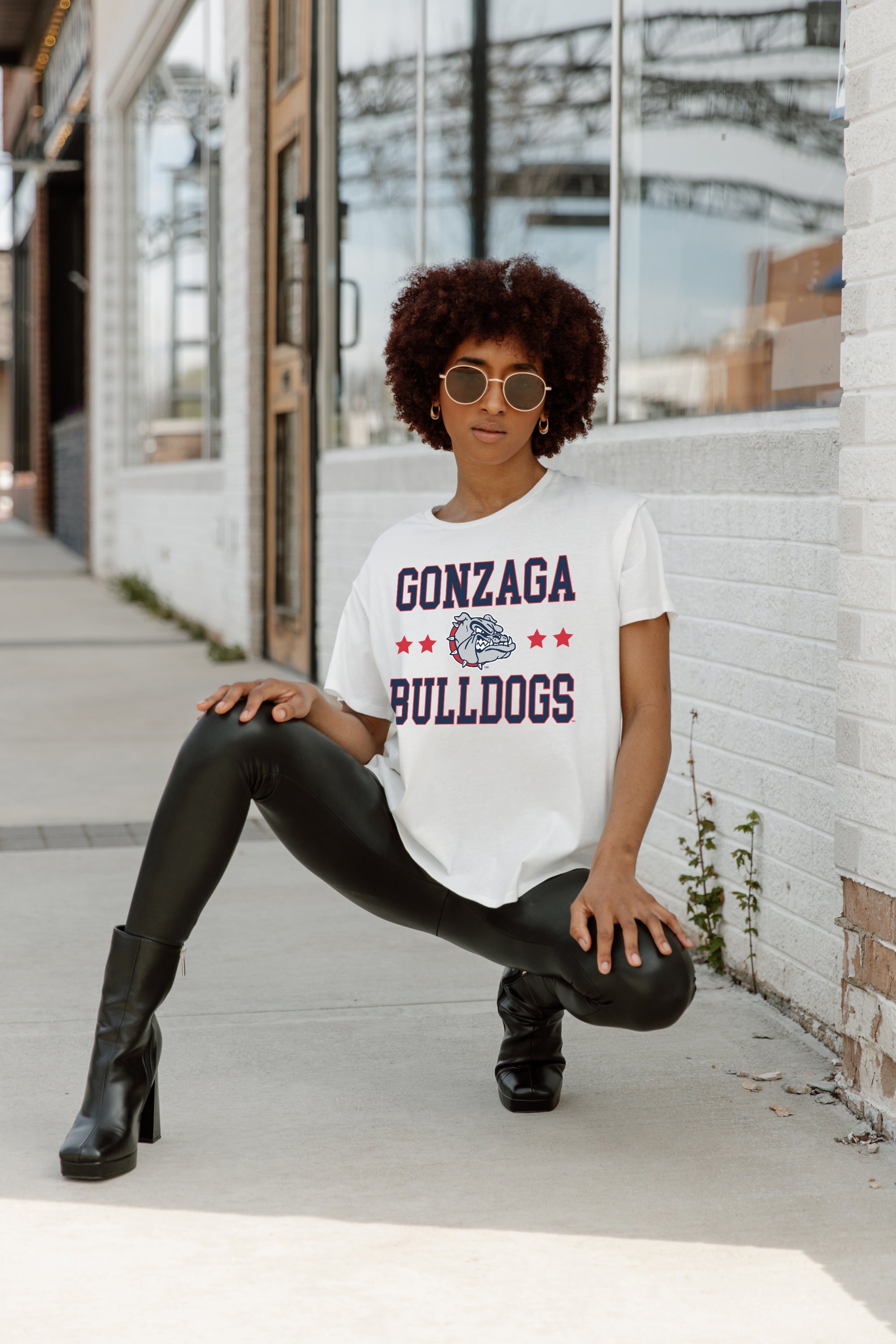 GONZAGA BULLDOGS TO THE POINT SHORT SLEEVE FLOWY TEE