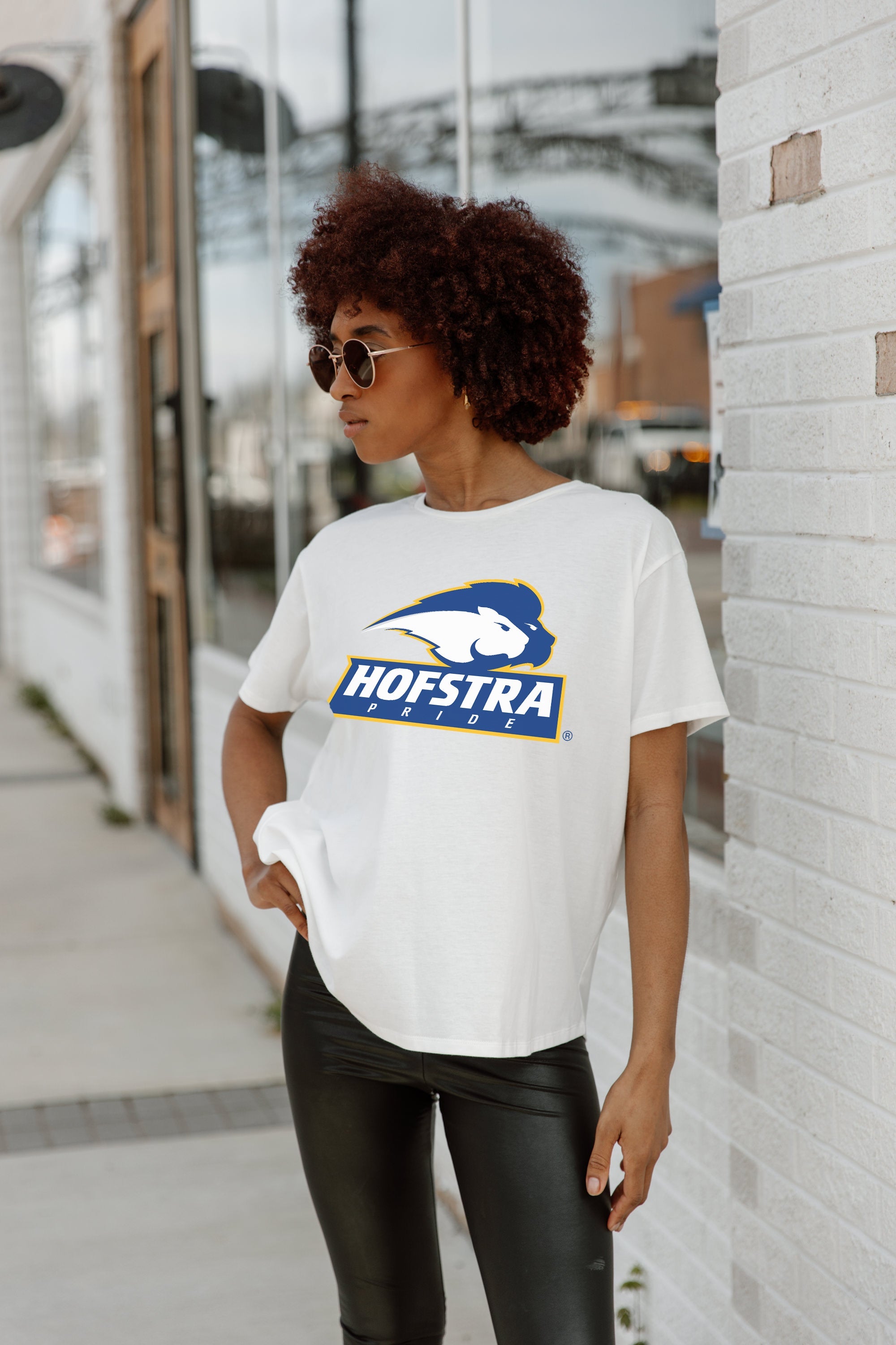 HOFSTRA PRIDE AROUND WE GO SHORT SLEEVE FLOWY TEE