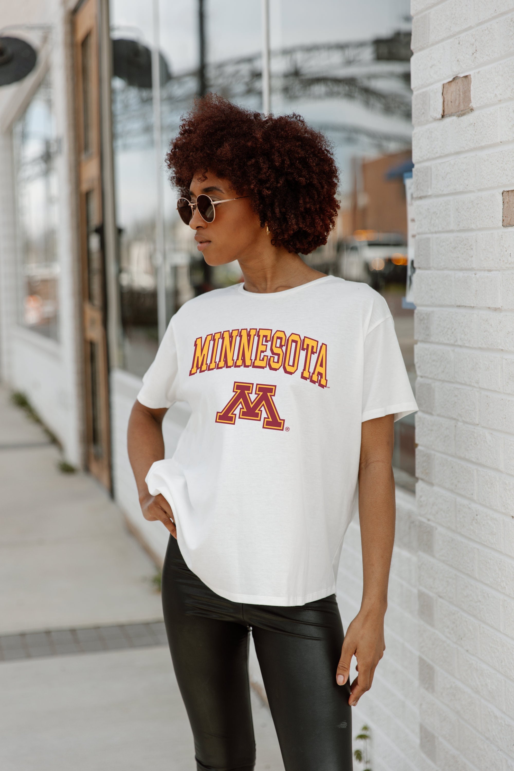 MINNESOTA GOLDEN GOPHERS AROUND WE GO SHORT SLEEVE FLOWY TEE