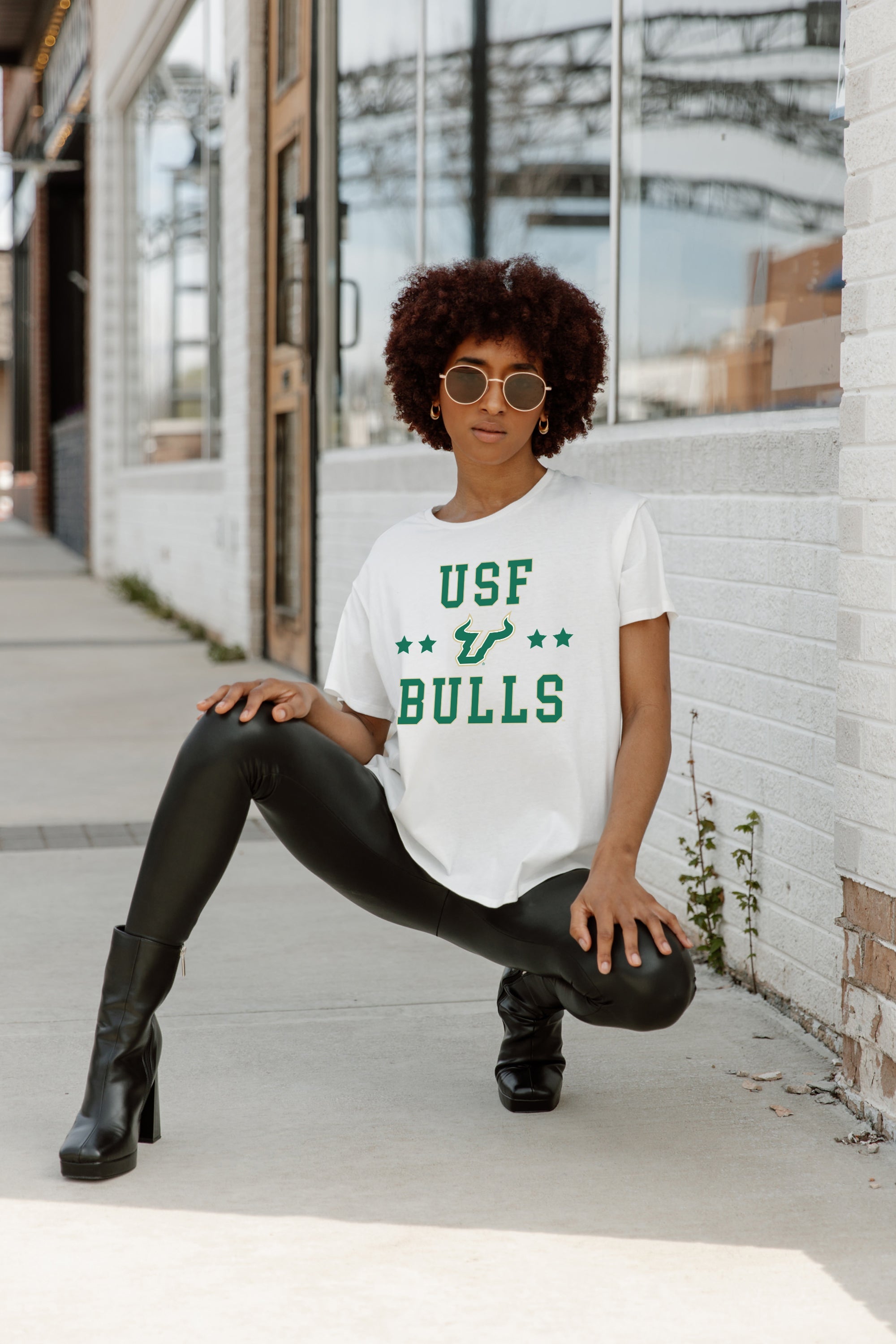 SOUTH FLORIDA BULLS TO THE POINT SHORT SLEEVE FLOWY TEE