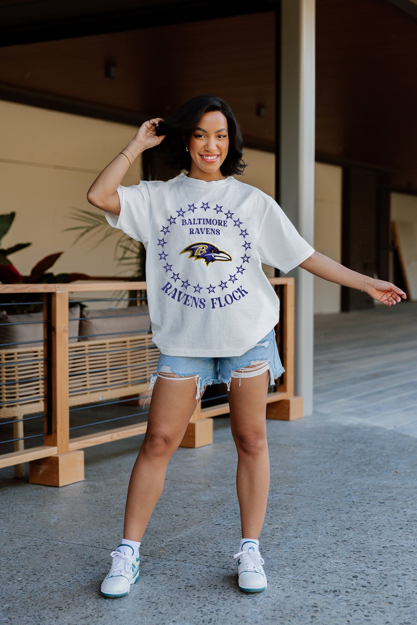 BALTIMORE RAVENS ON POINT OVERSIZED CREWNECK TEE