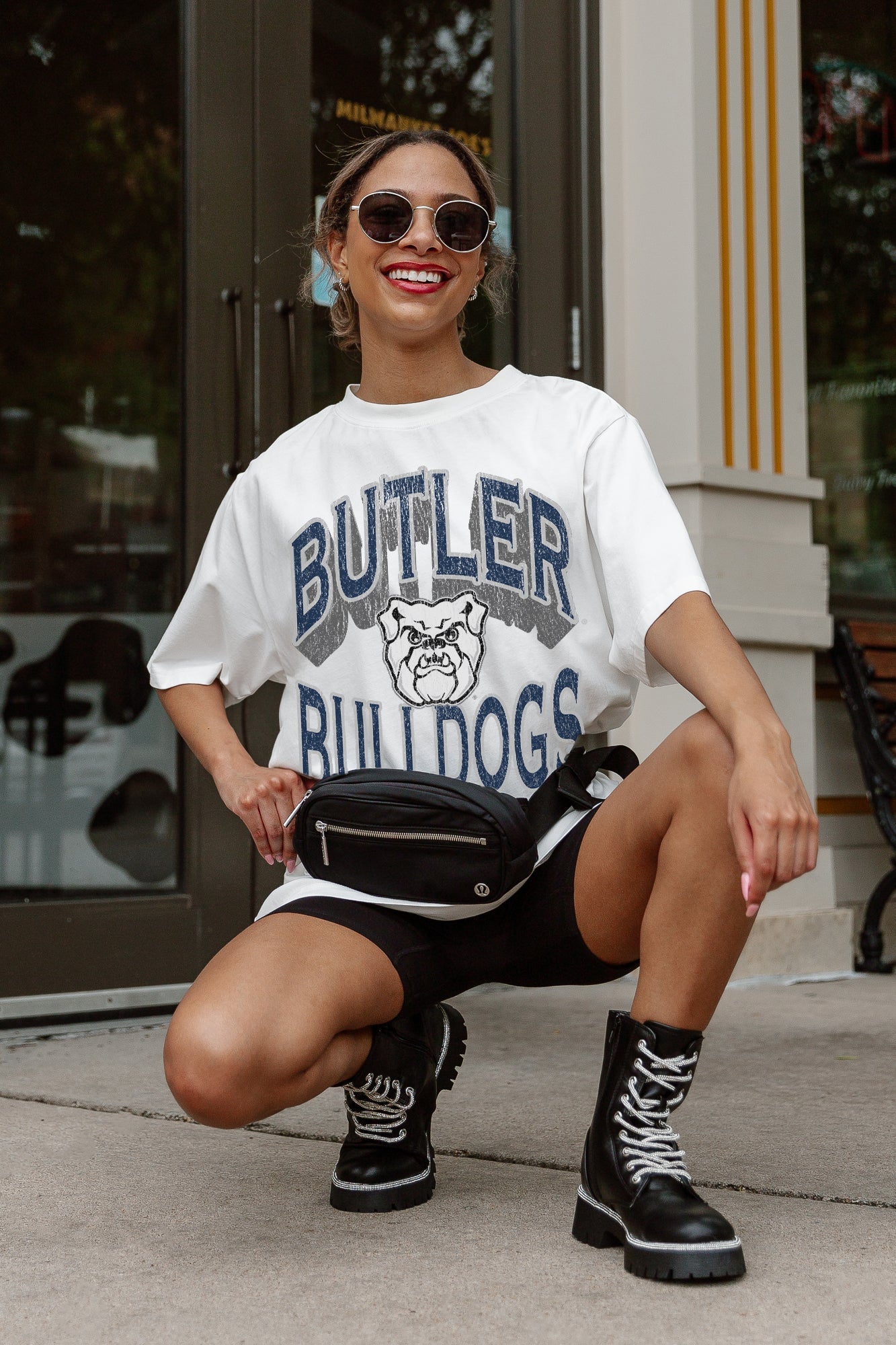 BUTLER BULLDOGS SHAKEDOWN OVERSIZED CREWNECK TEE