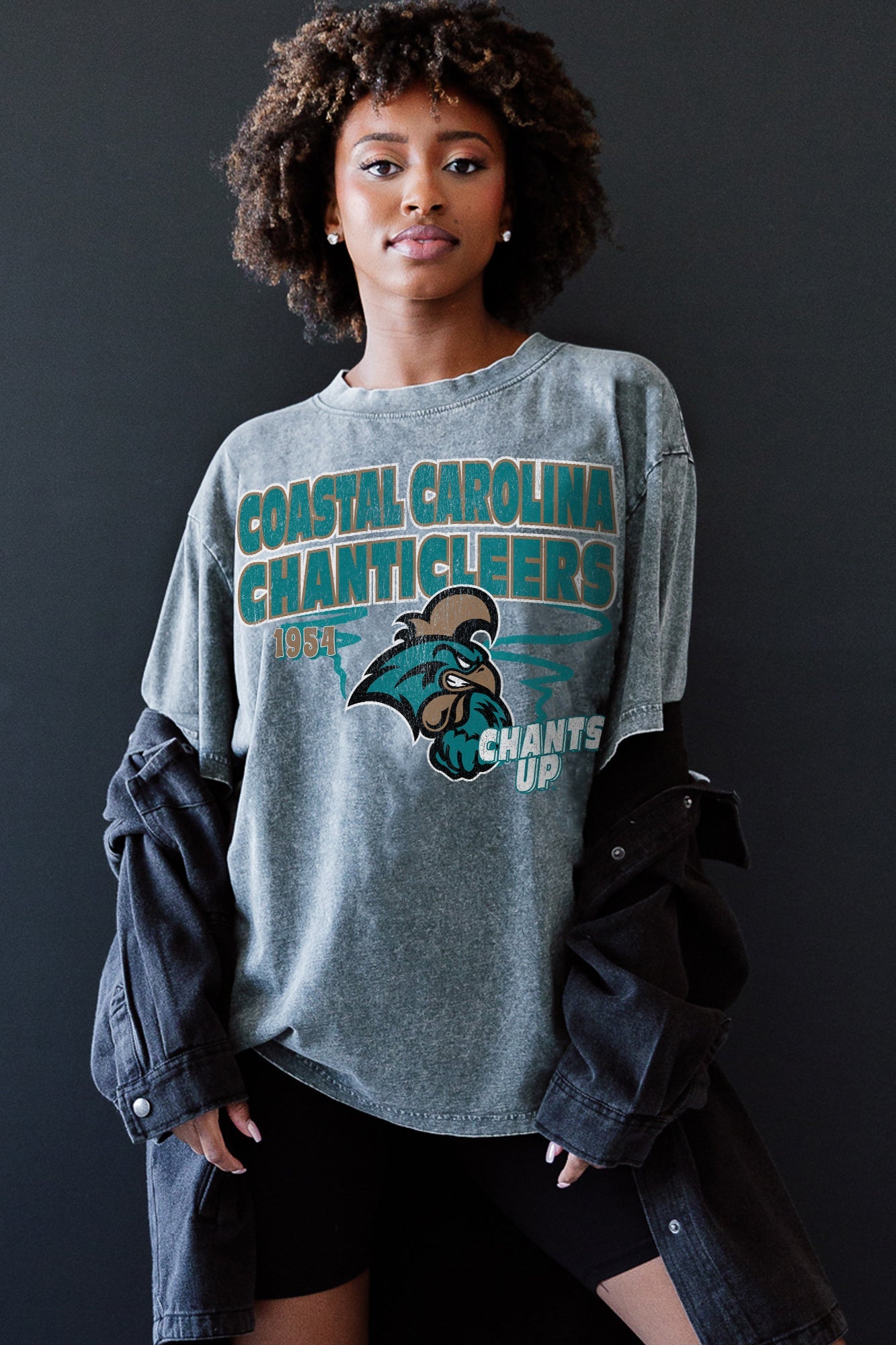 COASTAL CAROLINA CHANTICLEERS KEEP THE LEAD OVERSIZED CREWNECK TEE