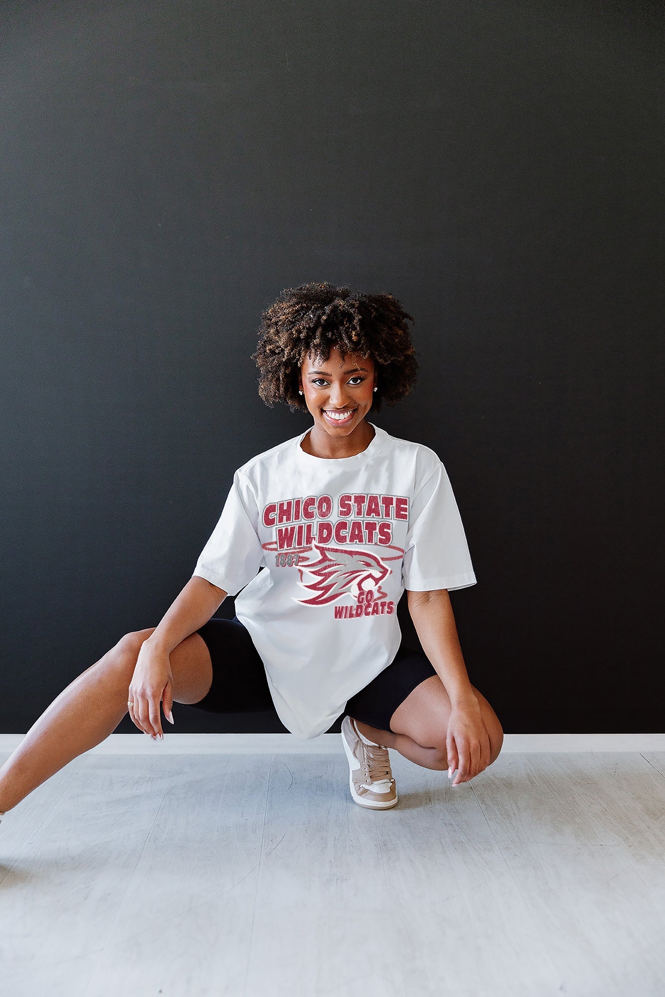 CHICO STATE WILDCATS IN THE LEAD OVERSIZED CREWNECK TEE