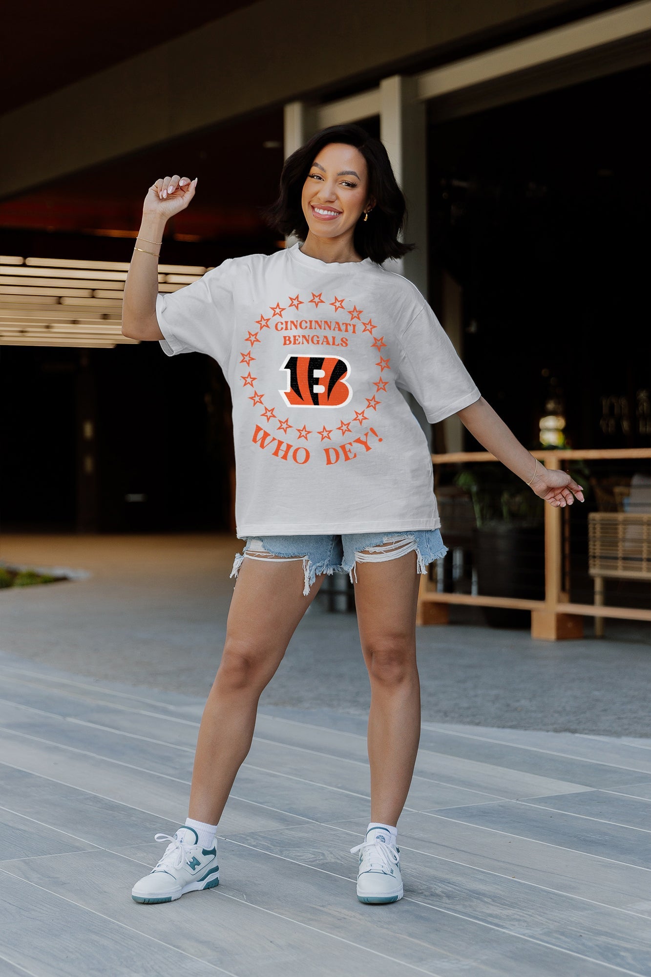 CINCINNATI BENGALS ON POINT OVERSIZED CREWNECK TEE