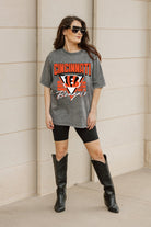 CINCINNATI BENGALS PLAY IT FORWARD OVERSIZED CREWNECK TEE