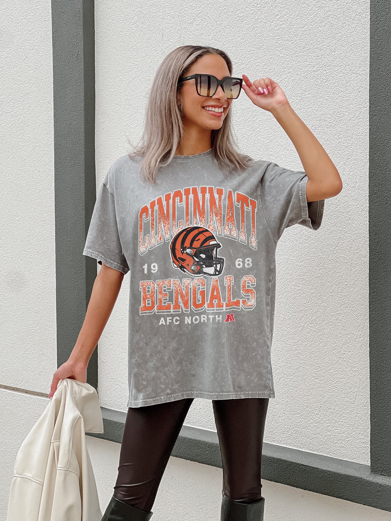 CINCINNATI BENGALS NOTHING BUT THE BEST OVERSIZED CREWNECK TEE – GAMEDAY  COUTURE