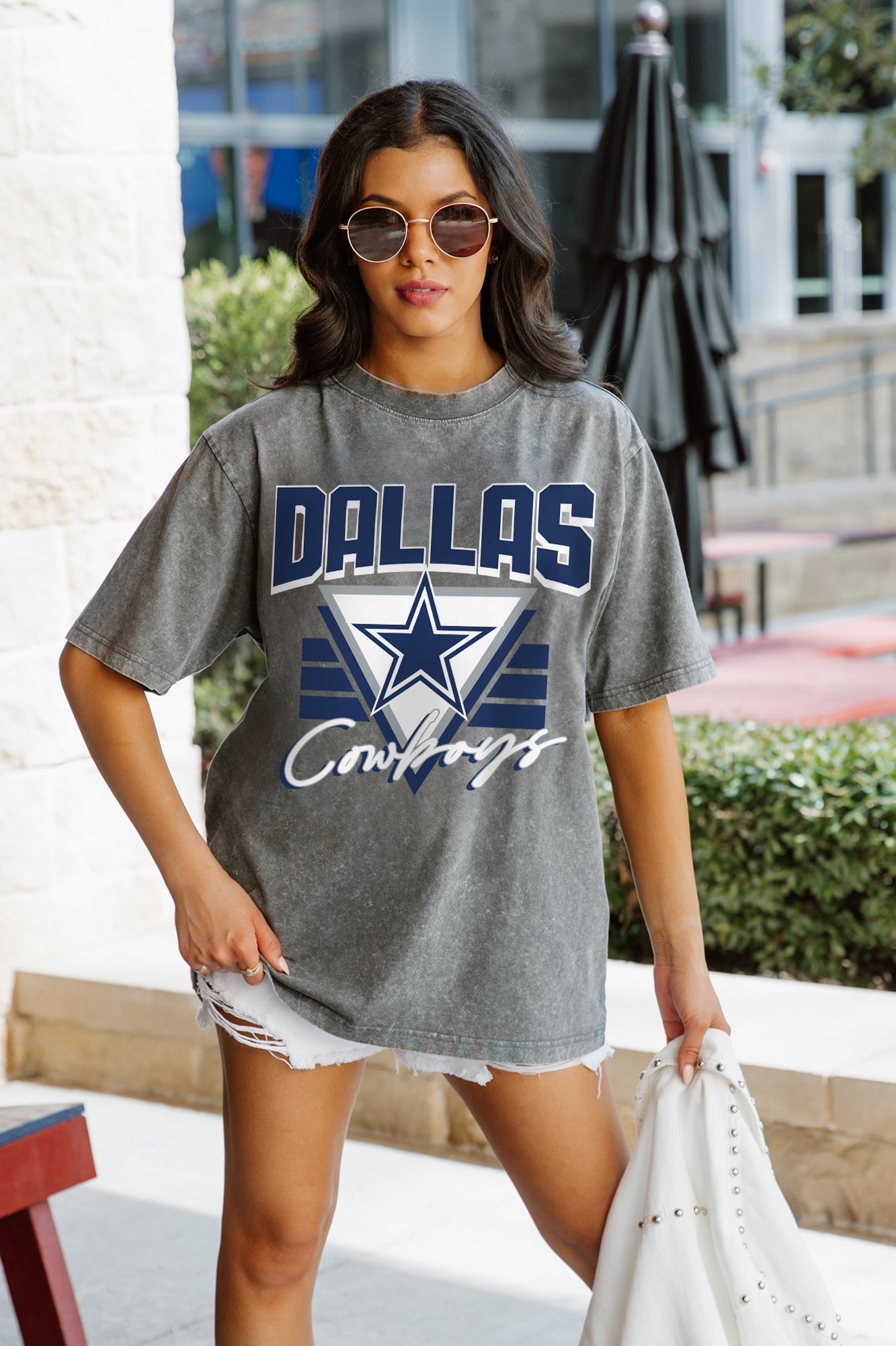 DALLAS COWBOYS PLAY IT FORWARD OVERSIZED CREWNECK TEE