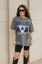 DALLAS COWBOYS PLAY IT FORWARD OVERSIZED CREWNECK TEE