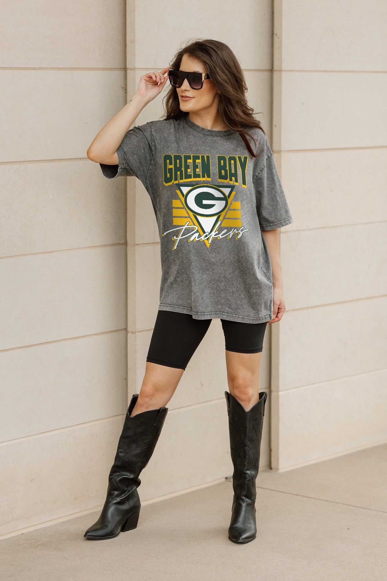 GREEN BAY PACKERS PLAY IT FORWARD OVERSIZED CREWNECK TEE