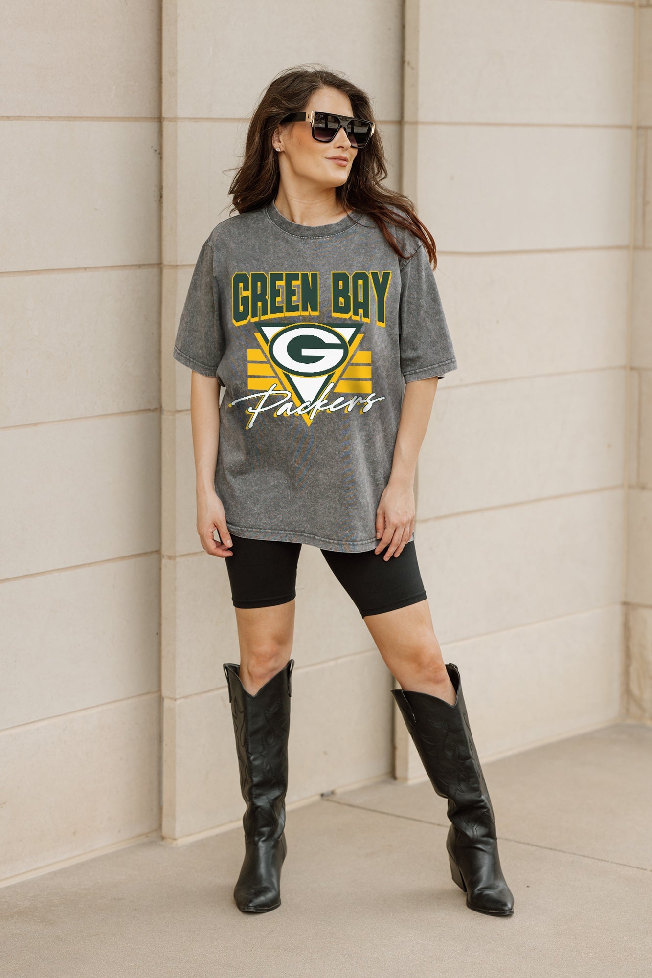 GREEN BAY PACKERS PLAY IT FORWARD OVERSIZED CREWNECK TEE