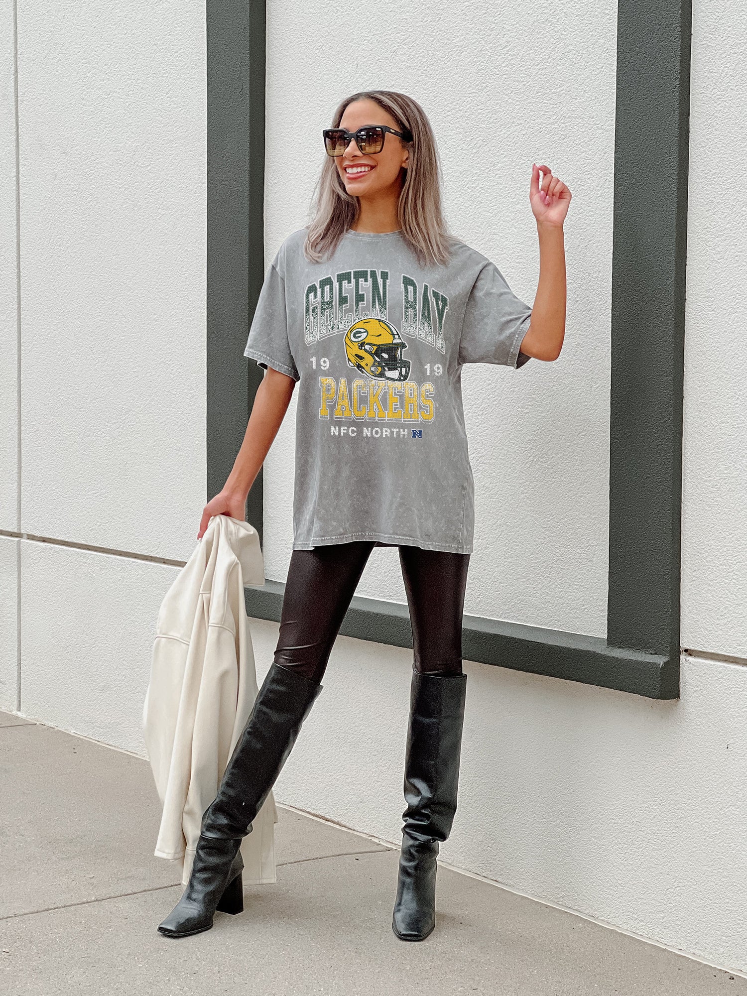 GREEN BAY PACKERS GL SHORT SLEEVE TOP WITH LINED FLIP-SEQUIN SLE –  GAMEDAY COUTURE