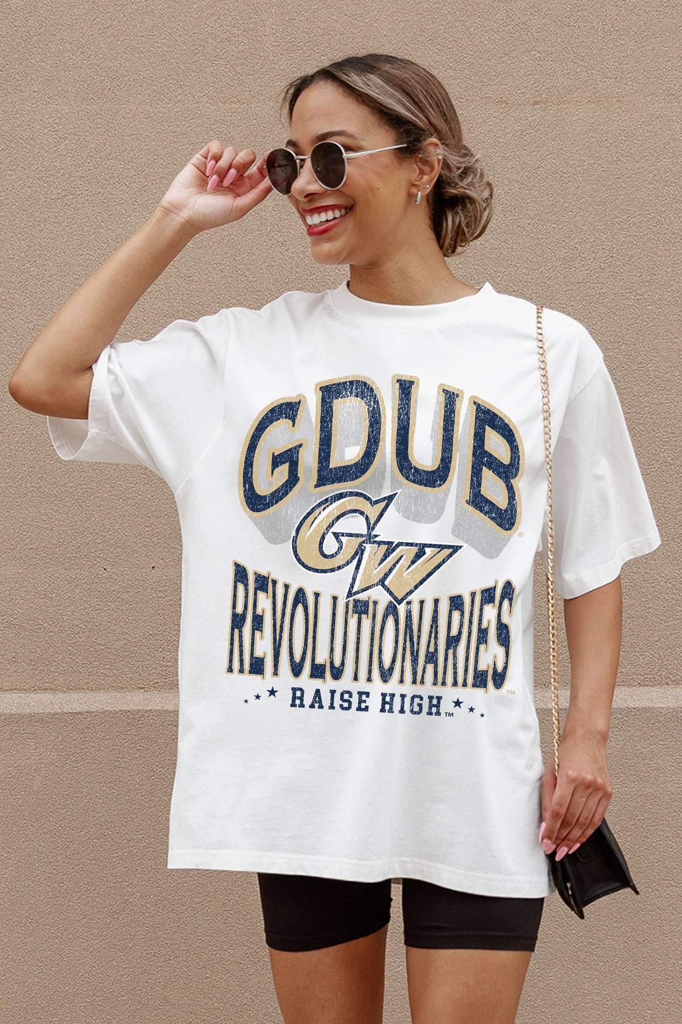 GEORGE WASHINGTON REVOLUTIONARIES SHAKEDOWN OVERSIZED CREWNECK TEE