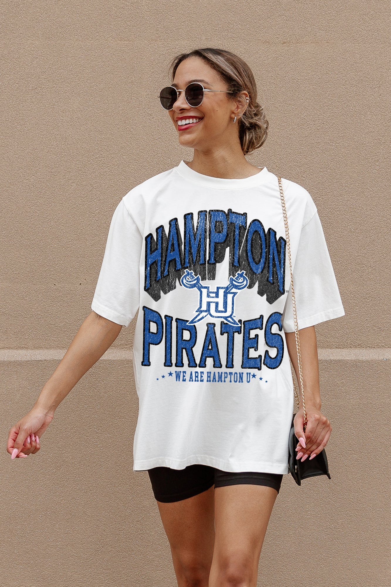 HAMPTON PIRATES SHAKEDOWN OVERSIZED CREWNECK TEE