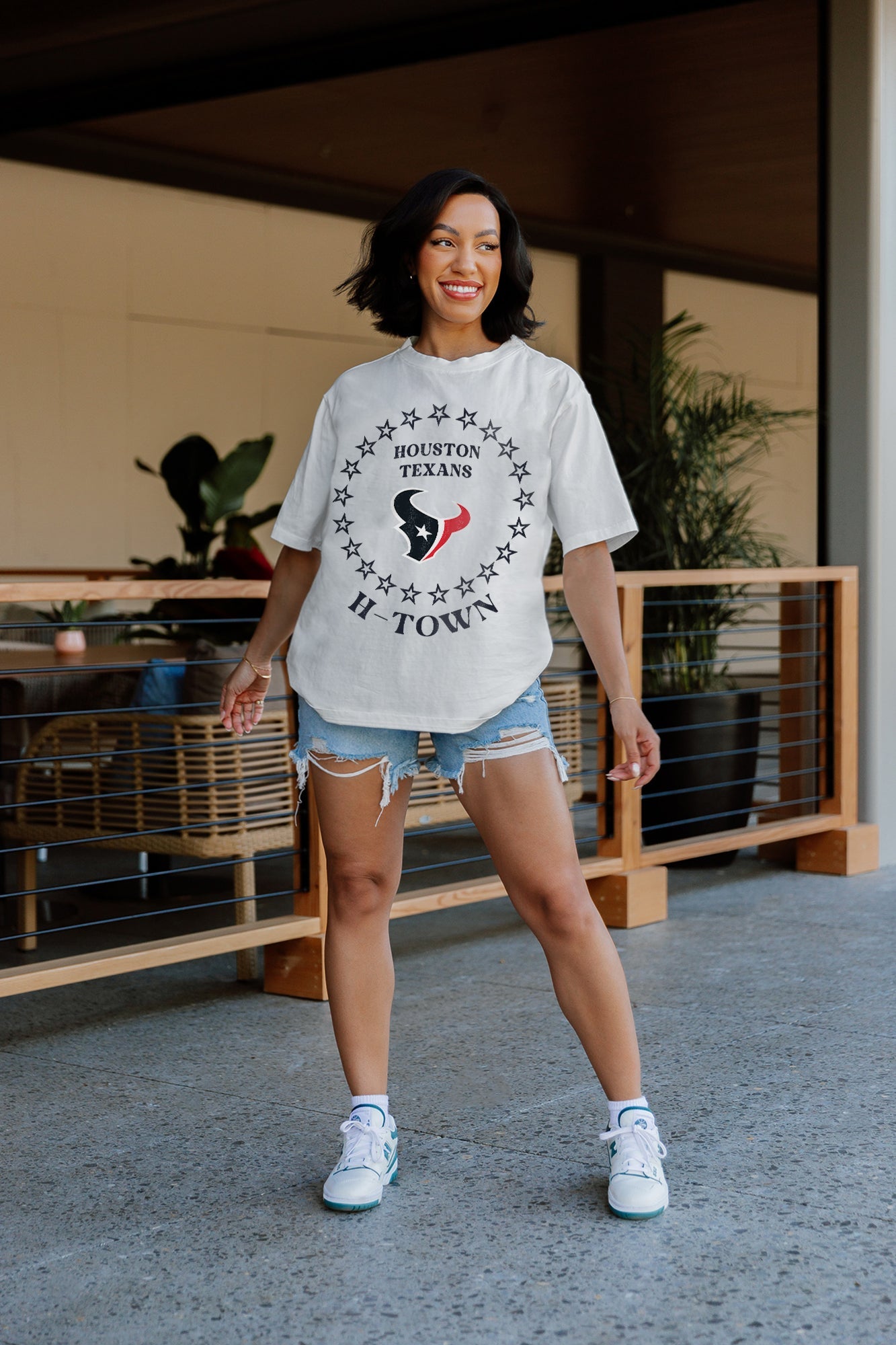 HOUSTON TEXANS ON POINT OVERSIZED CREWNECK TEE