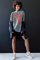 ILLINOIS FIGHTING ILLINI KEEP THE LEAD OVERSIZED CREWNECK TEE