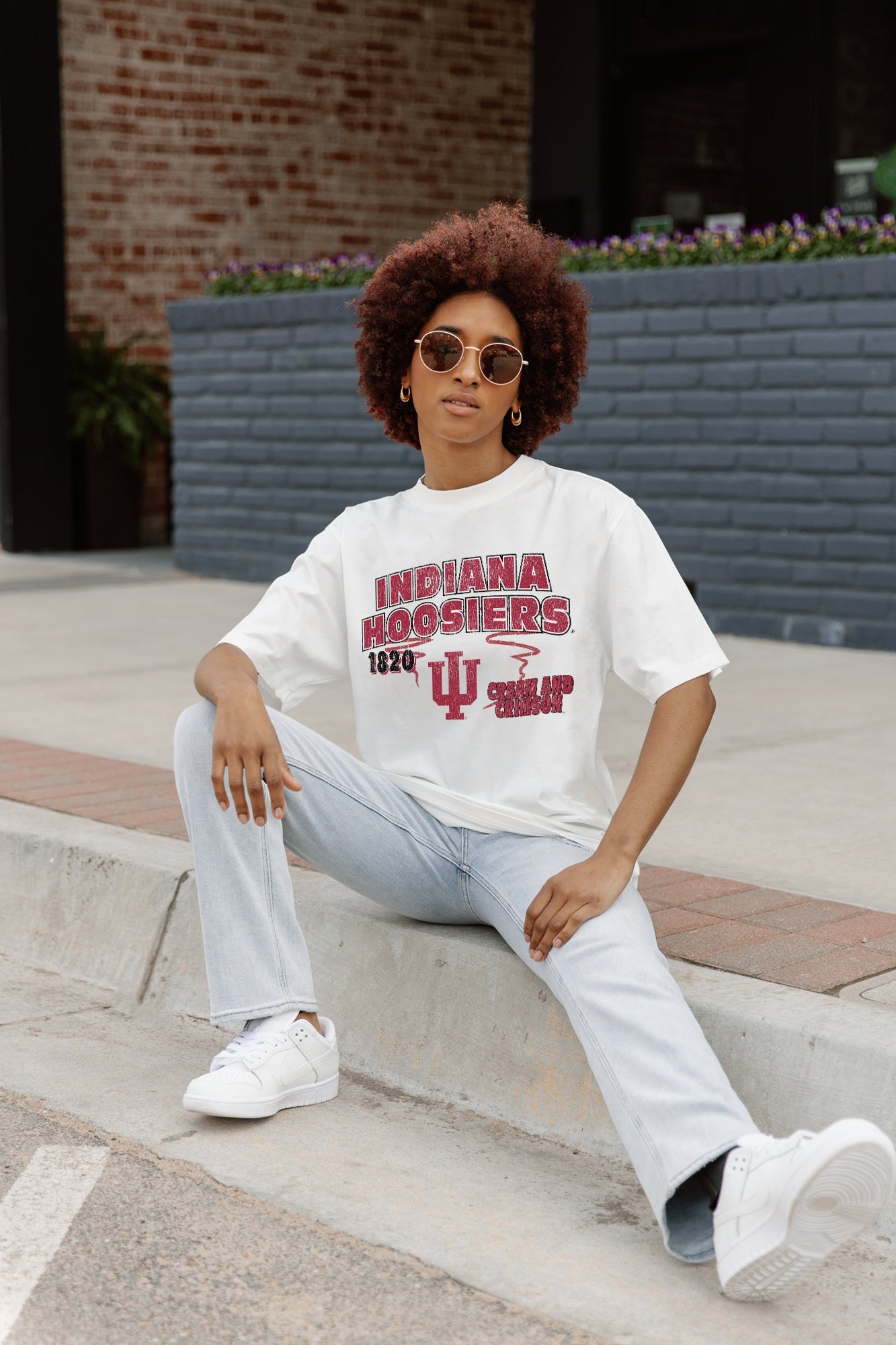 INDIANA HOOSIERS IN THE LEAD OVERSIZED CREWNECK TEE