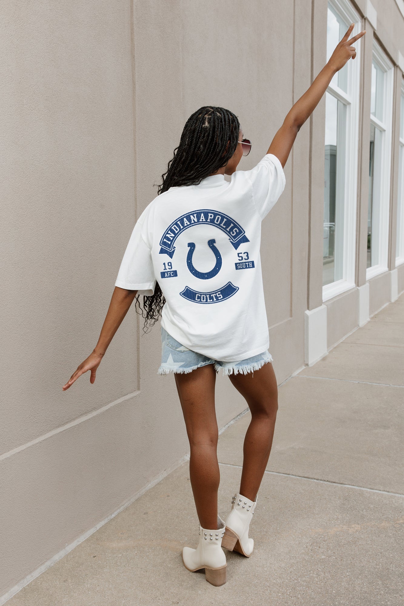 INDIANAPOLIS COLTS OUT OF BOUNDS OVERSIZED CREWNECK TEE