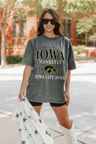 IOWA HAWKEYES THROWBACK OVERSIZED CREWNECK TEE