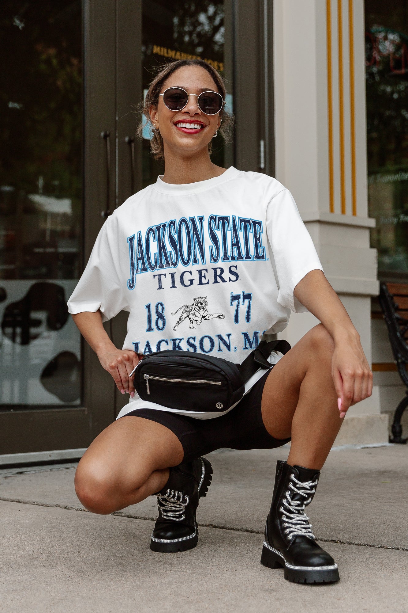 JACKSON STATE TIGERS UNITY OVERSIZED CREWNECK TEE