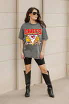 KANSAS CITY CHIEFS PLAY IT FORWARD OVERSIZED CREWNECK TEE