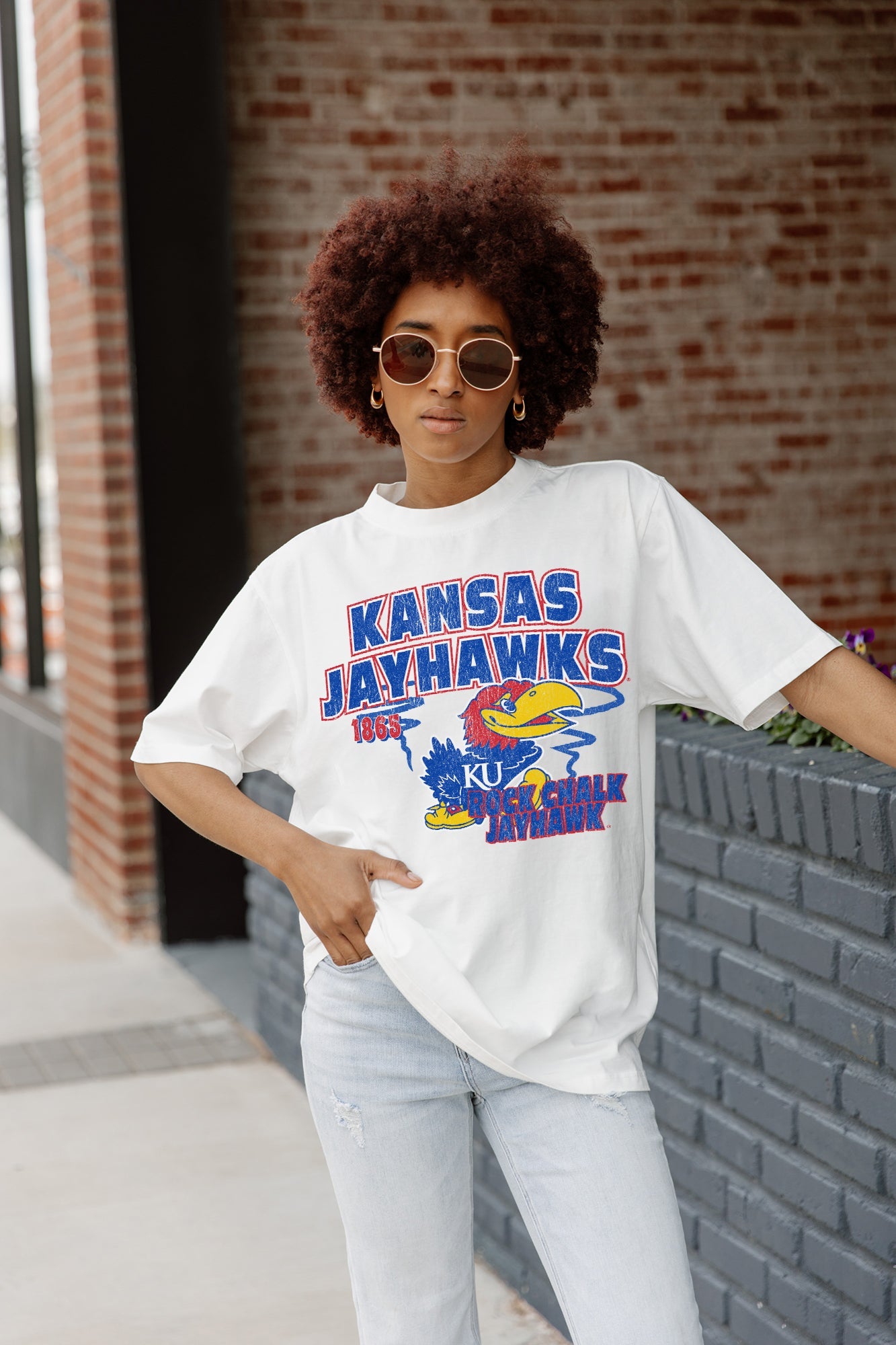 KANSAS JAYHAWKS IN THE LEAD OVERSIZED CREWNECK TEE