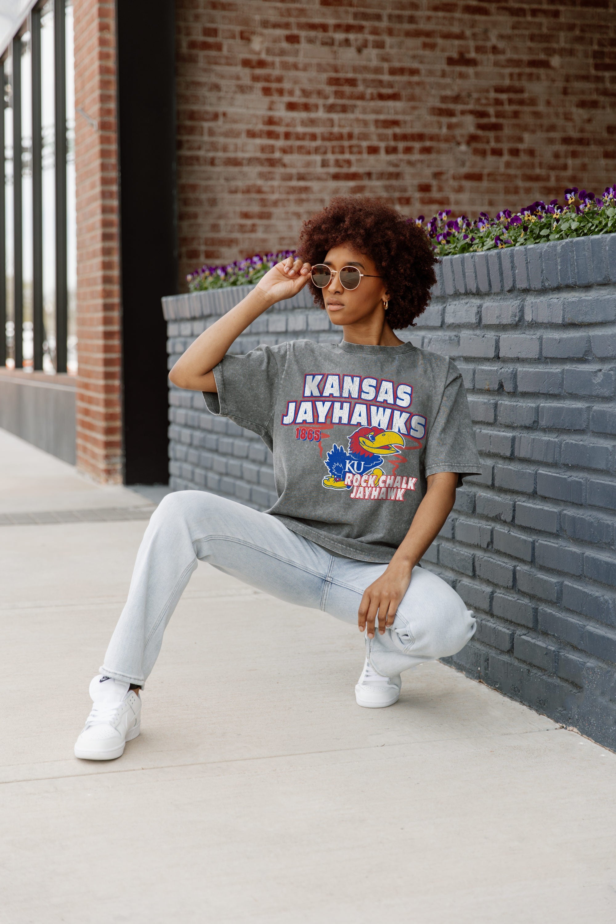 KANSAS JAYHAWKS KEEP THE LEAD OVERSIZED CREWNECK TEE