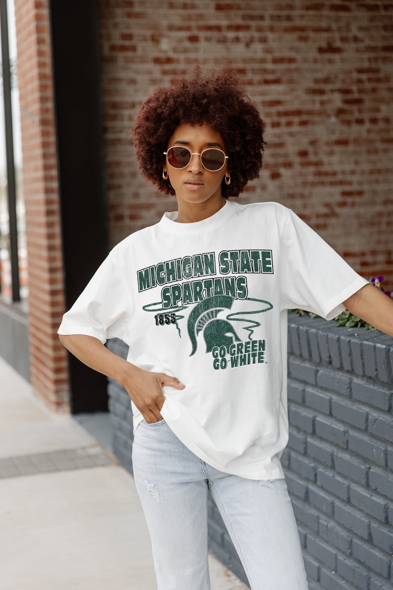 MICHIGAN STATE SPARTANS IN THE LEAD OVERSIZED CREWNECK TEE