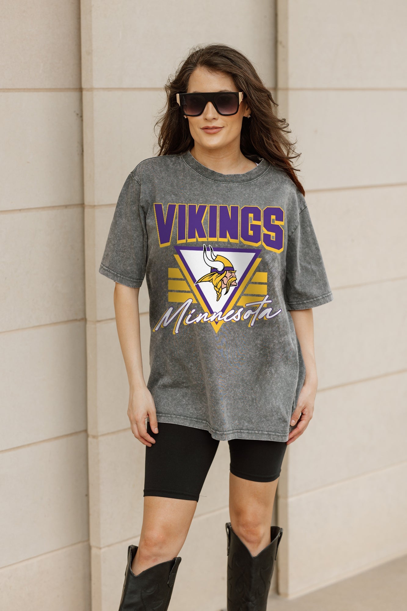 MINNESOTA VIKINGS PLAY IT FORWARD OVERSIZED CREWNECK TEE