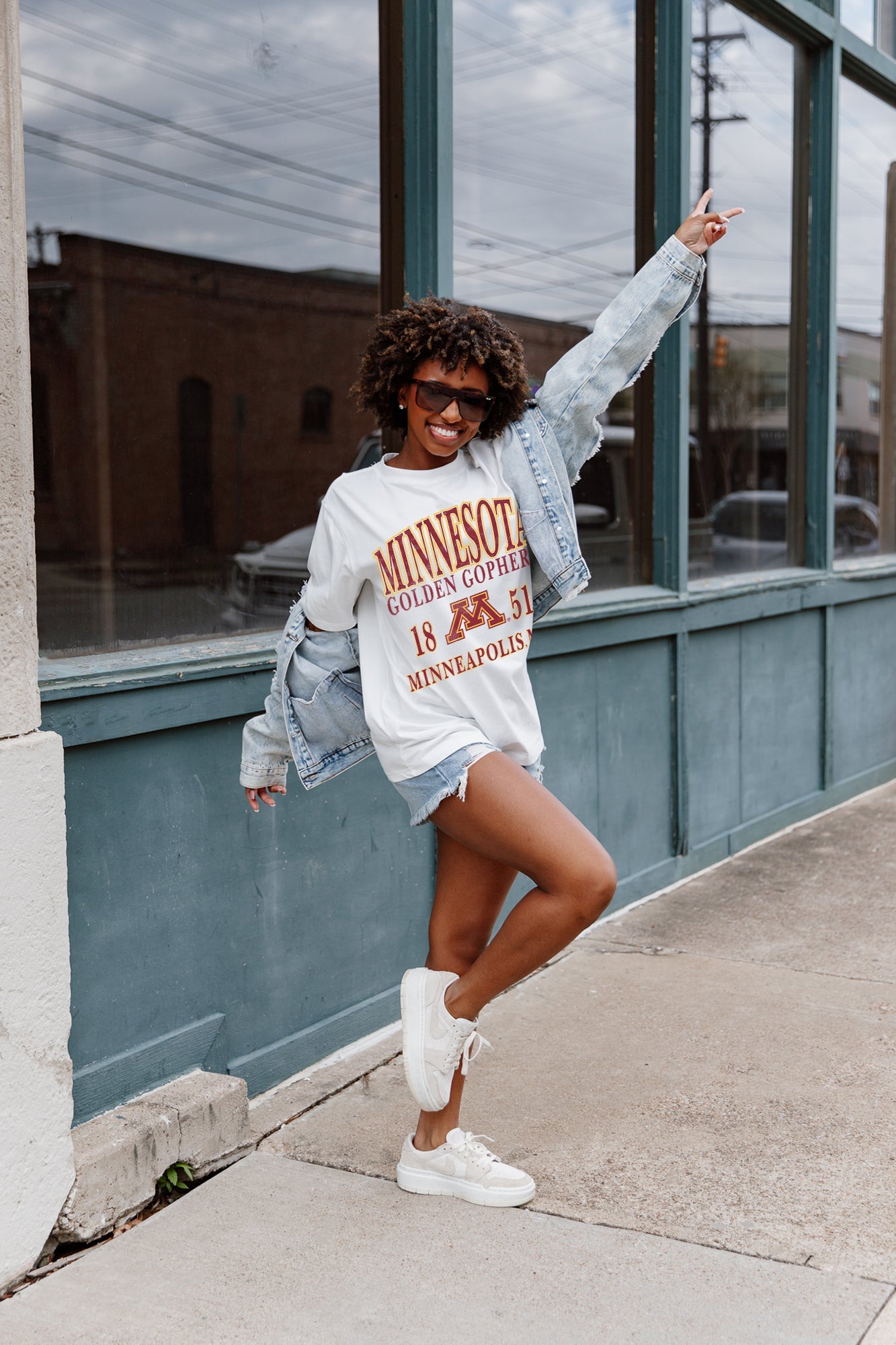 MINNESOTA GOLDEN GOPHERS UNITY OVERSIZED CREWNECK TEE