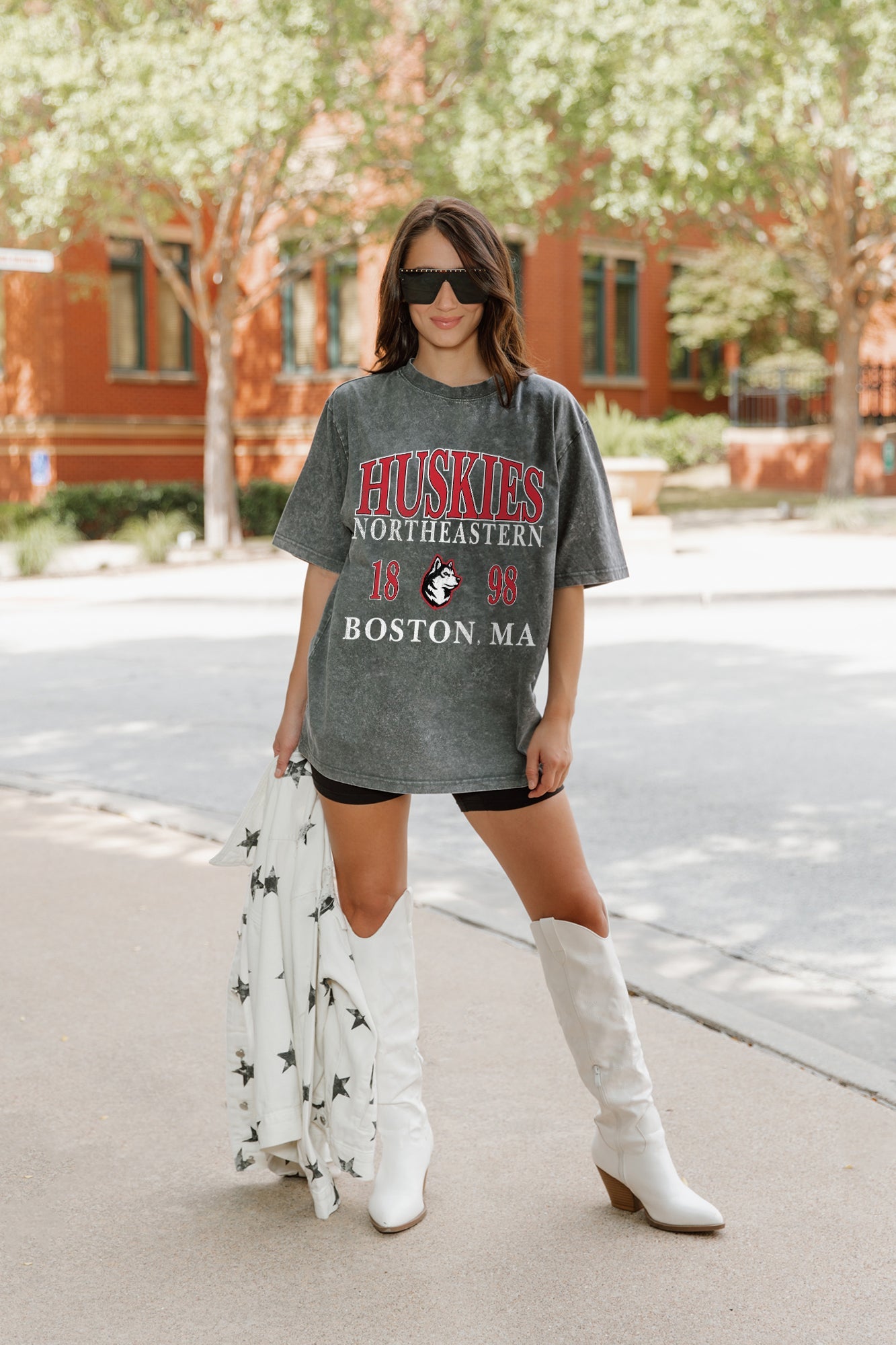 NORTHEASTERN HUSKIES THROWBACK OVERSIZED CREWNECK TEE