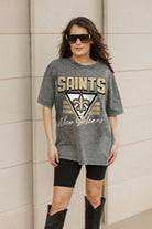 NEW ORLEANS SAINTS PLAY IT FORWARD OVERSIZED CREWNECK TEE