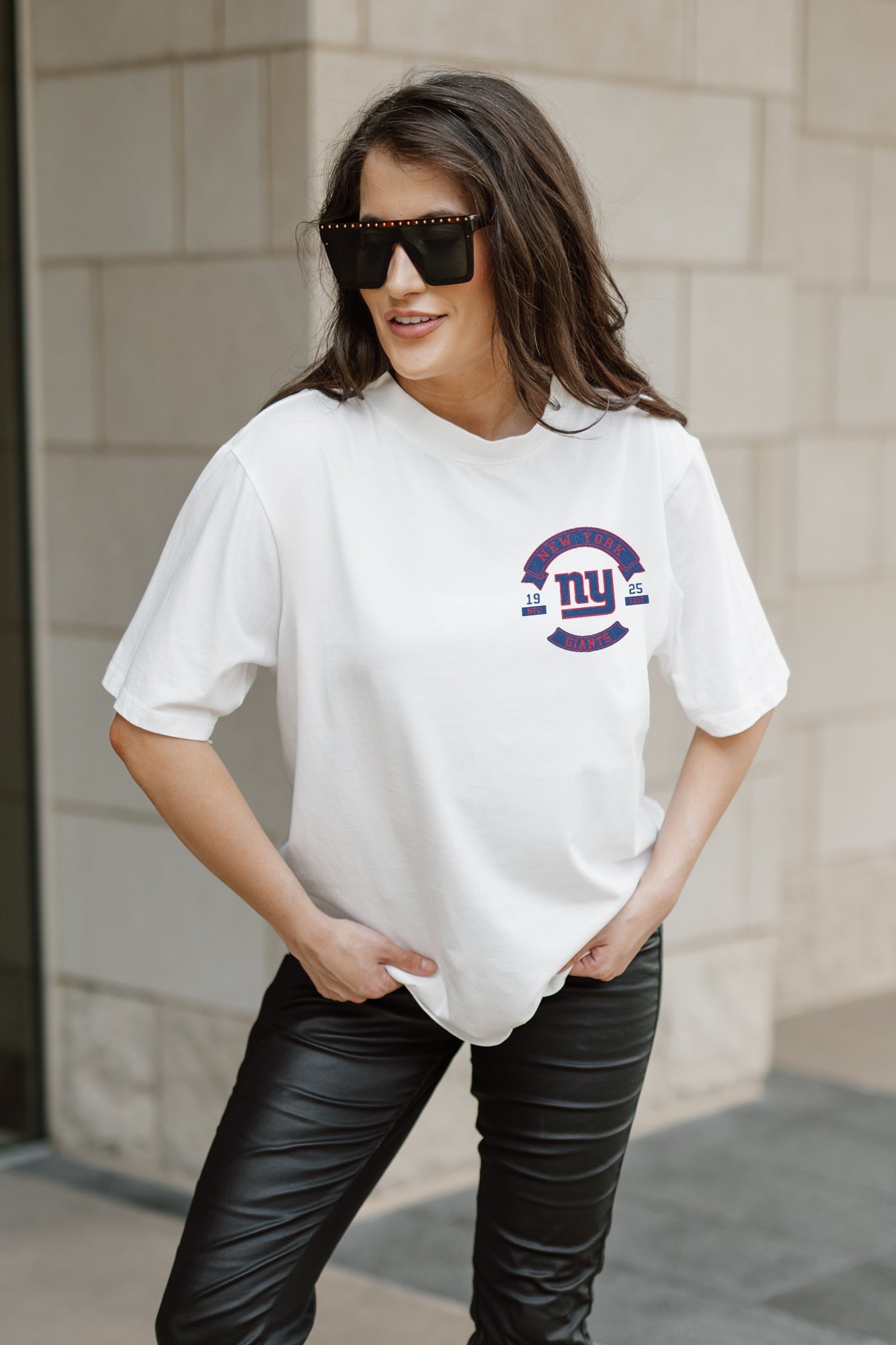 NEW YORK GIANTS OUT OF BOUNDS OVERSIZED CREWNECK TEE