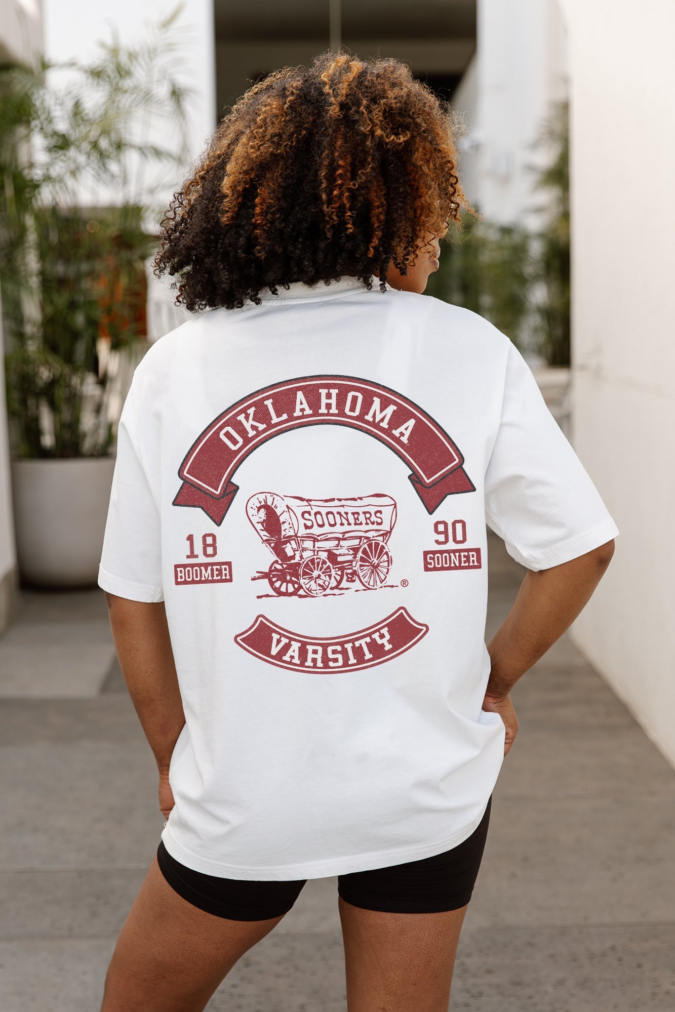 OKLAHOMA SOONERS OUT OF BOUNDS OVERSIZED CREWNECK TEE