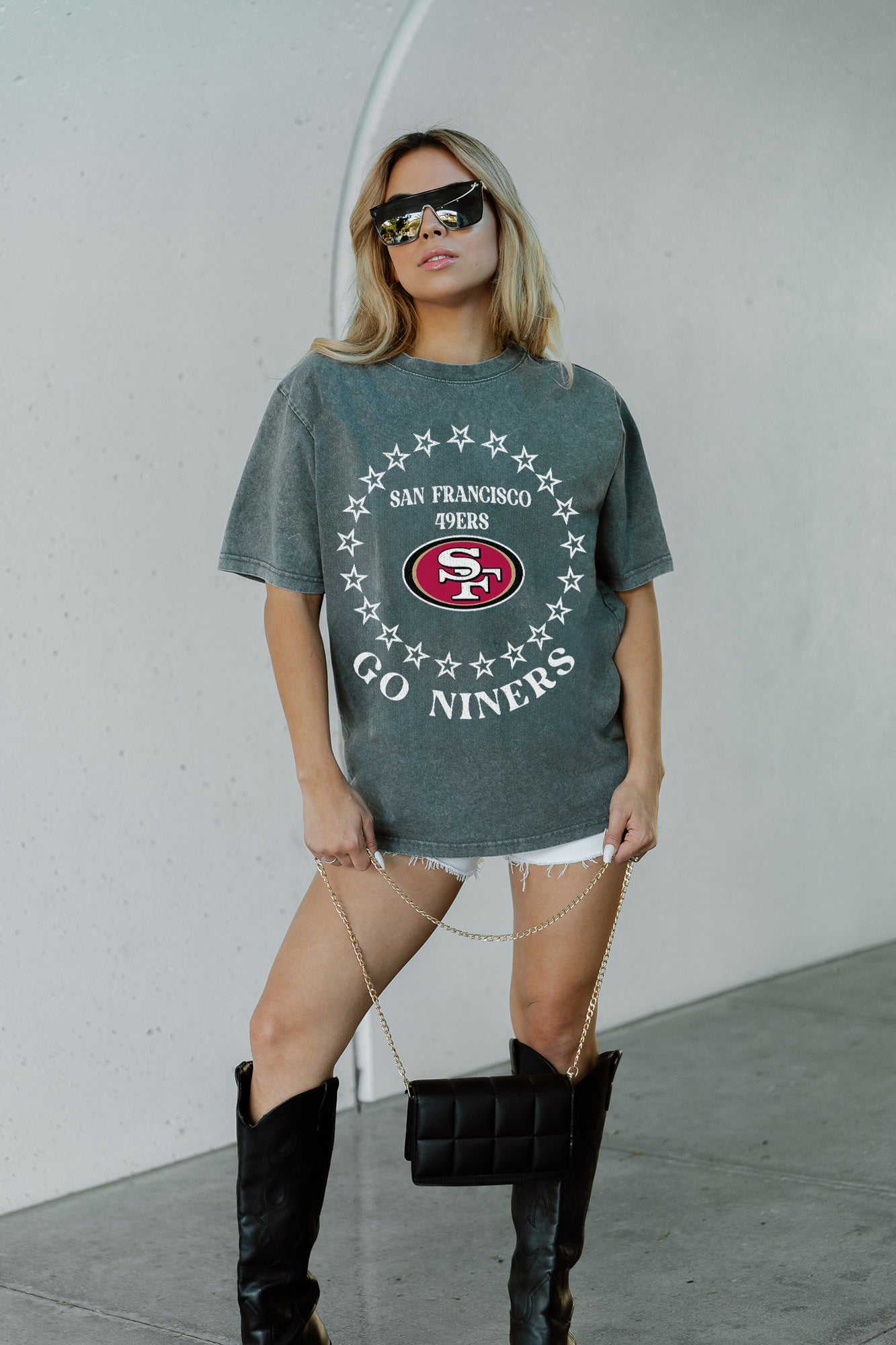 SAN FRANCISCO 49ERS BRIGHTEST STAR OVERSIZED CREWNECK TEE