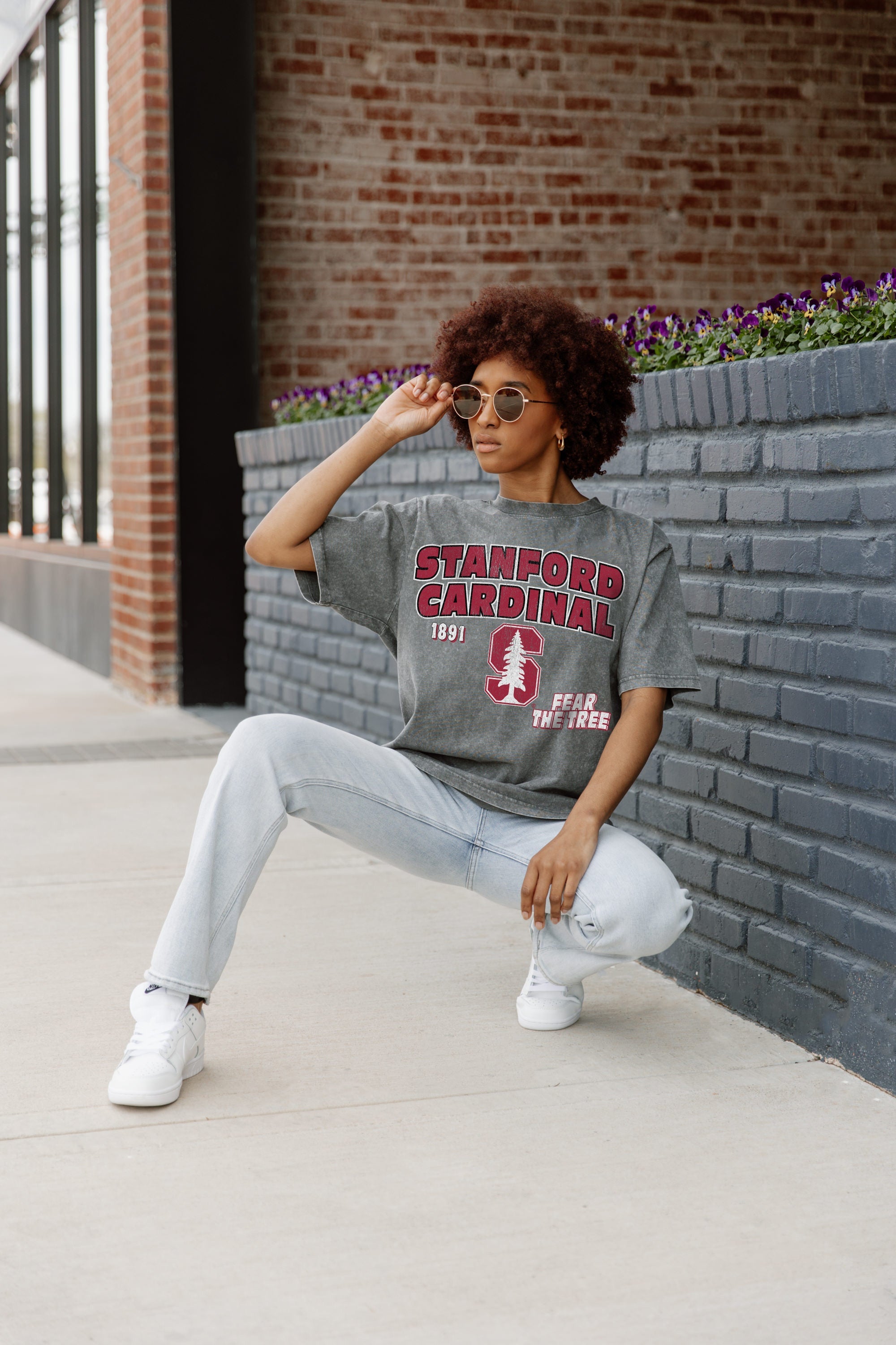 STANFORD CARDINAL KEEP THE LEAD OVERSIZED CREWNECK TEE