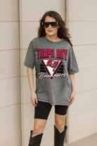 TAMPA BAY BUCCANEERS PLAY IT FORWARD OVERSIZED CREWNECK TEE