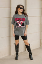 TAMPA BAY BUCCANEERS PLAY IT FORWARD OVERSIZED CREWNECK TEE