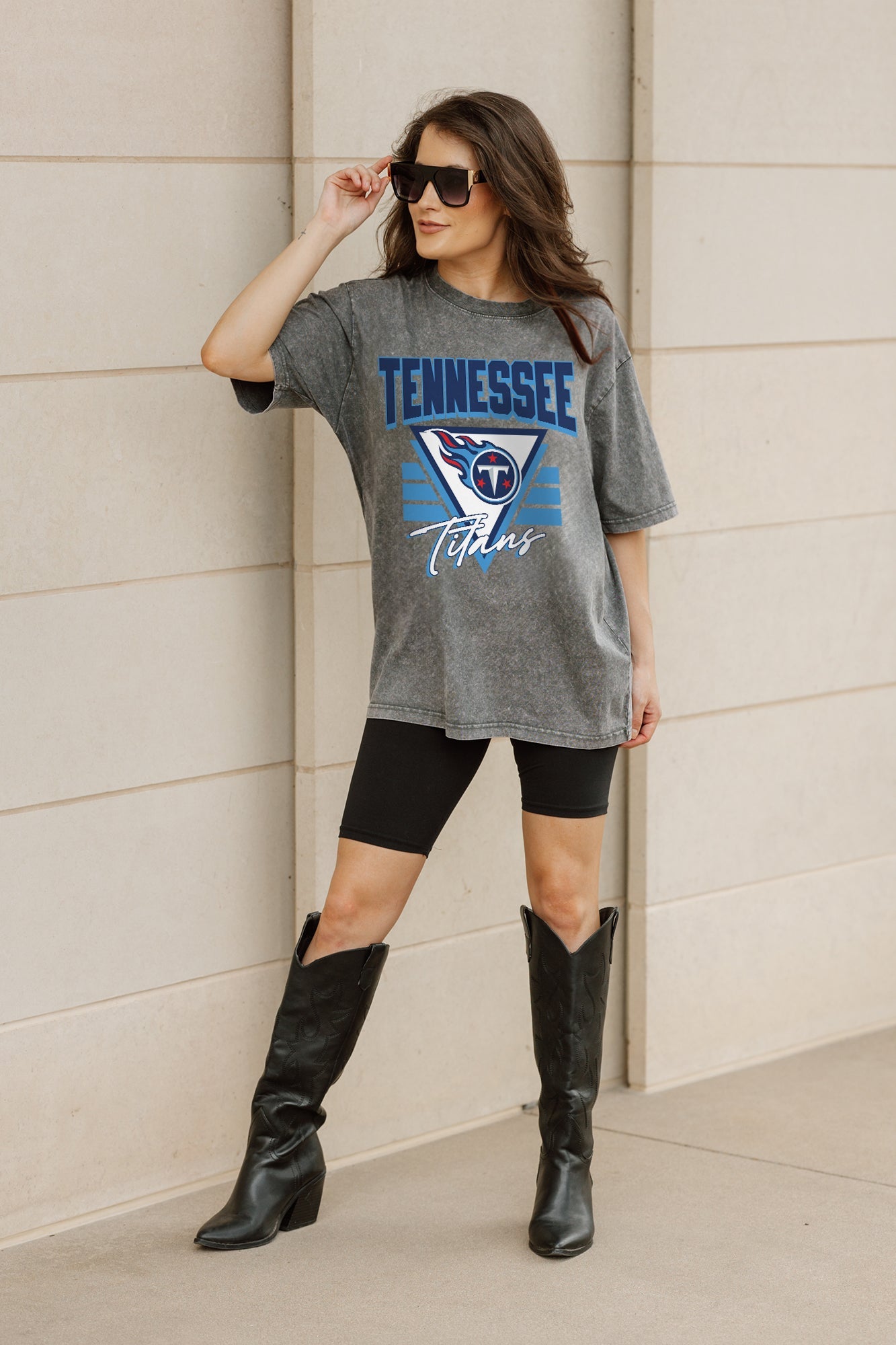 TENNESSEE TITANS PLAY IT FORWARD OVERSIZED CREWNECK TEE