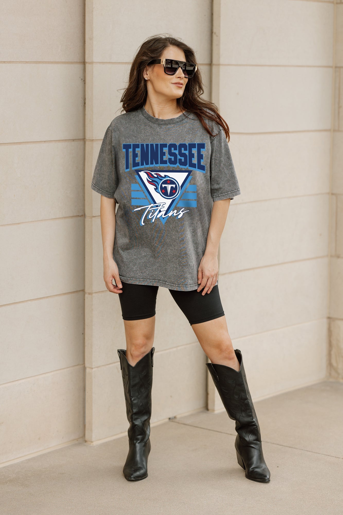 TENNESSEE TITANS PLAY IT FORWARD OVERSIZED CREWNECK TEE