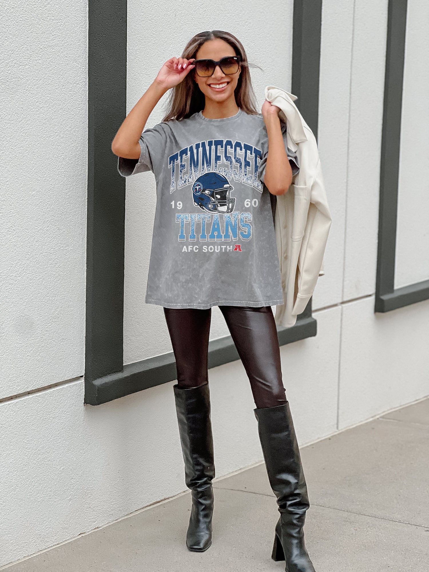 TENNESSEE TITANS NOTHING BUT THE BEST OVERSIZED CREWNECK TEE – GAMEDAY  COUTURE