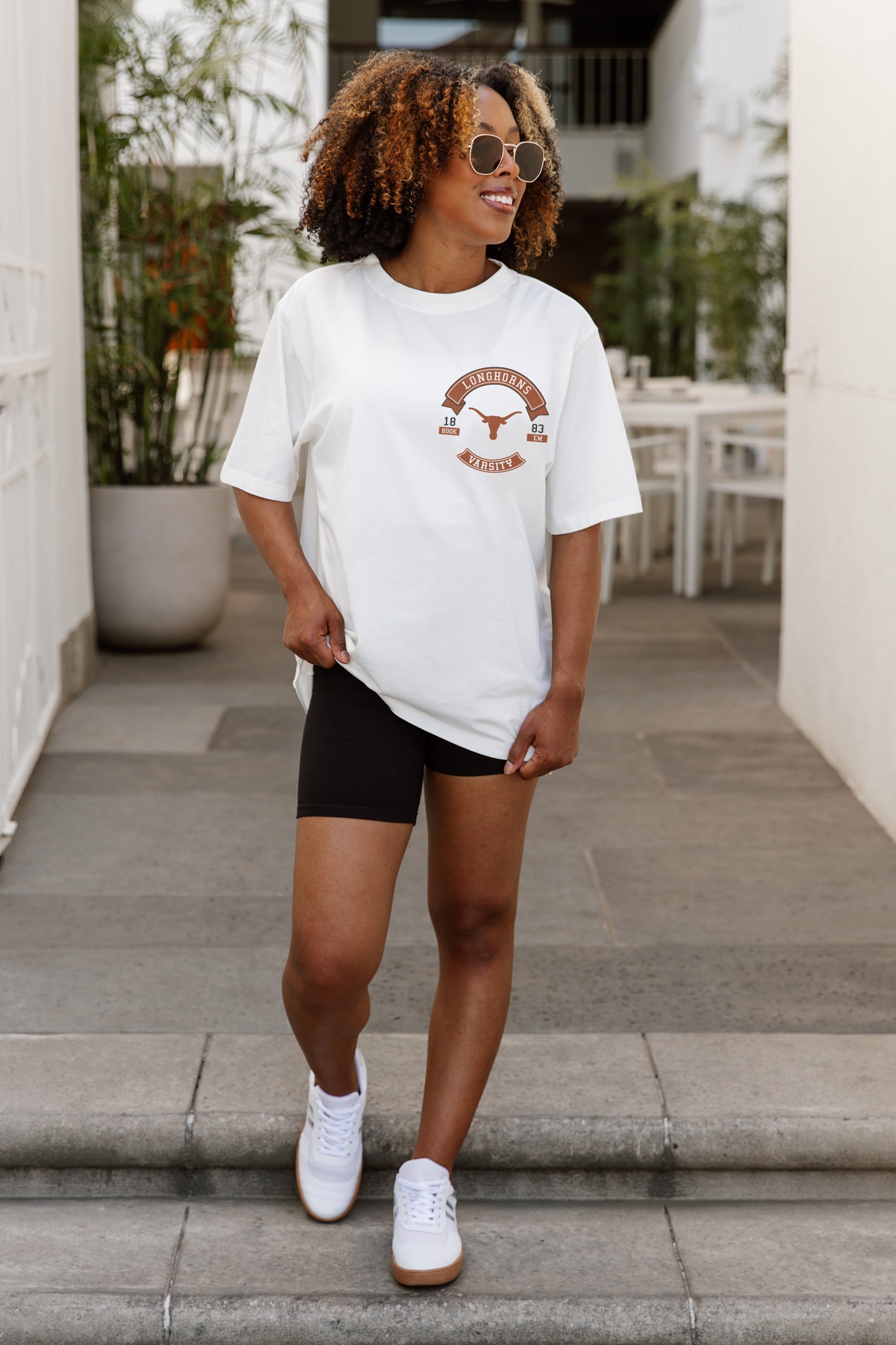 TEXAS LONGHORNS OUT OF BOUNDS OVERSIZED CREWNECK TEE