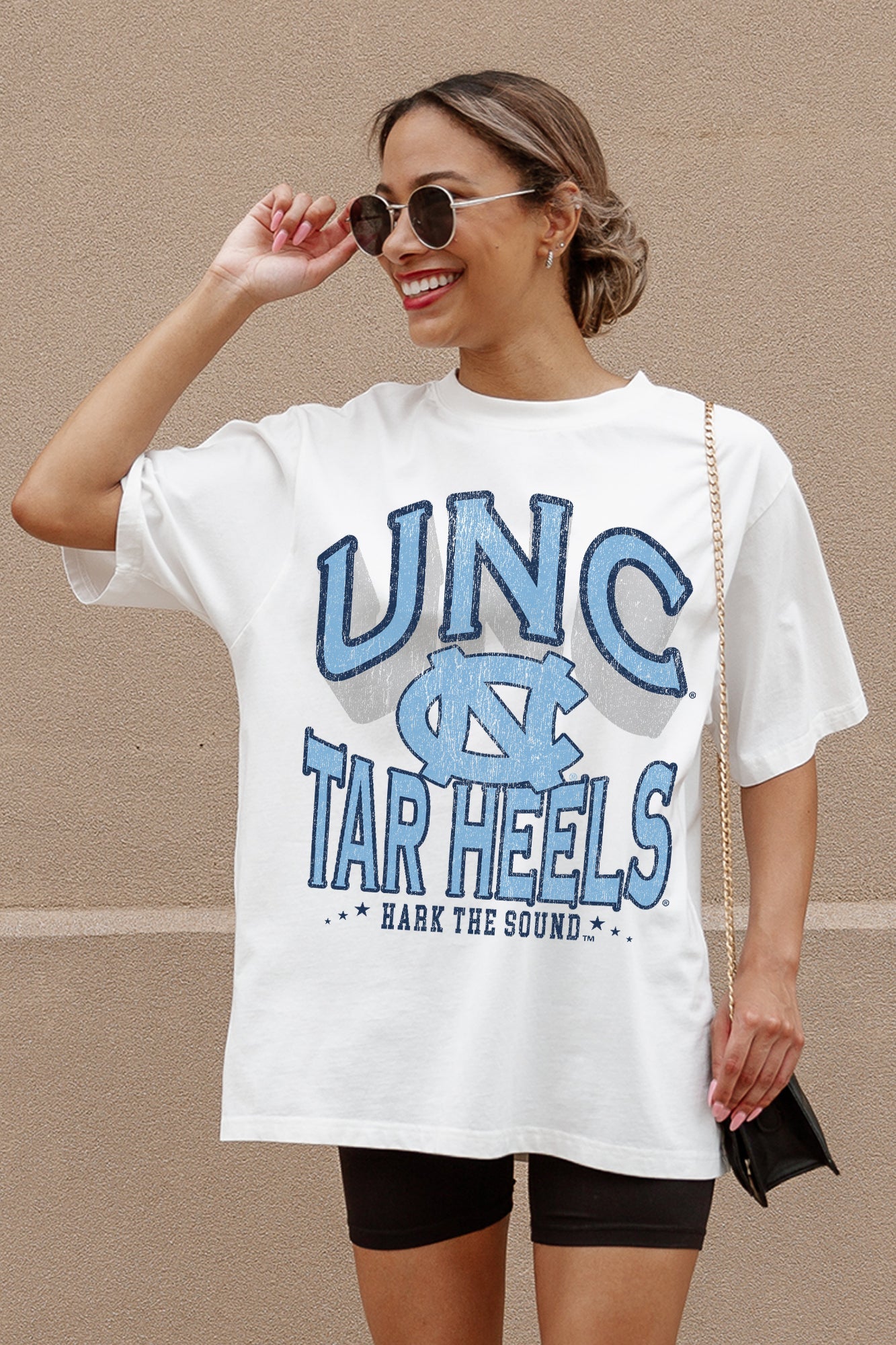 NORTH CAROLINA TAR HEELS SHAKEDOWN OVERSIZED CREWNECK TEE