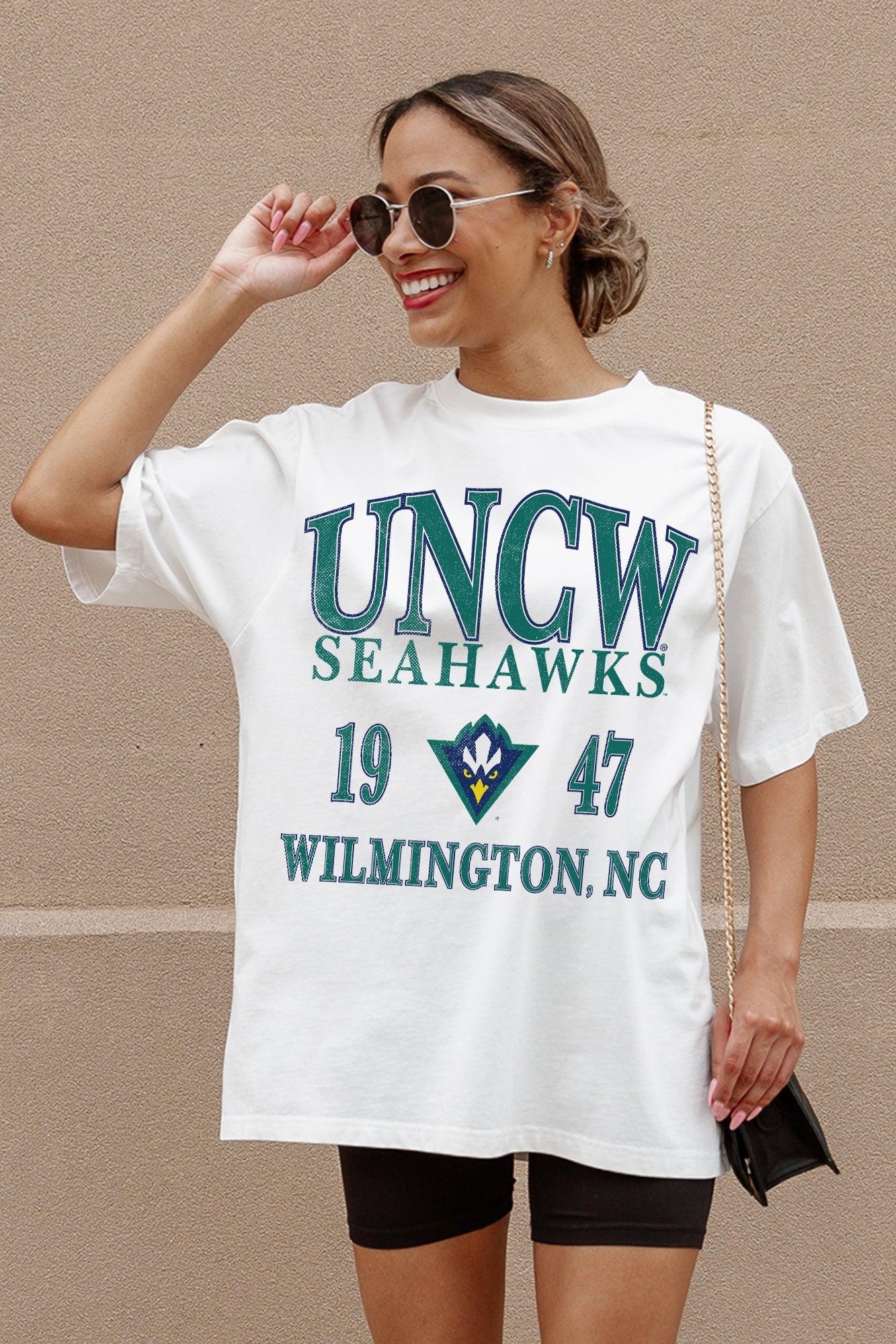 UNC WILMINGTON SEAHAWKS UNITY OVERSIZED CREWNECK TEE