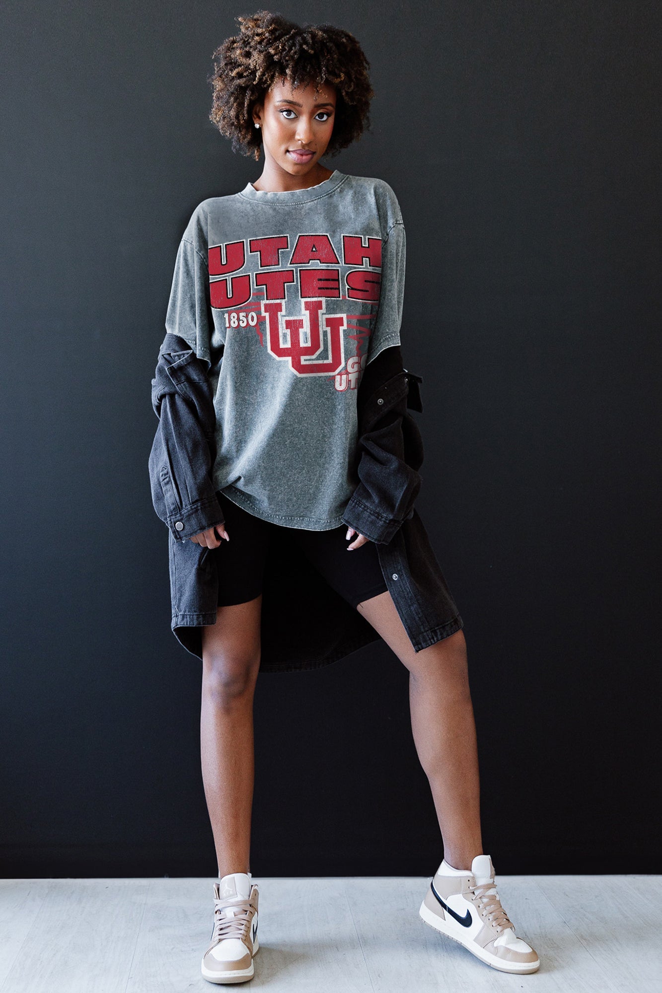 UTAH UTES KEEP THE LEAD OVERSIZED CREWNECK TEE