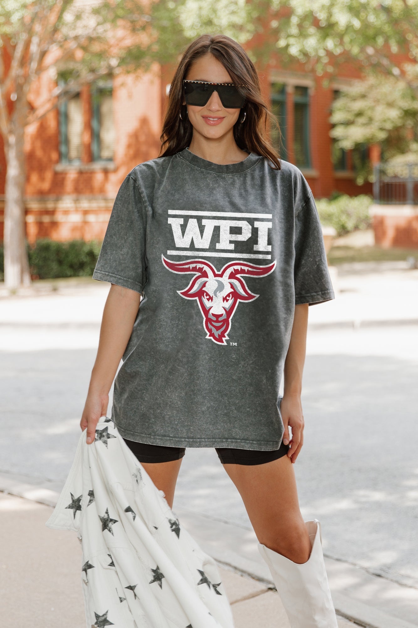 WORCESTER POLYTECHNIC INSTITUTE GOATS THROWBACK OVERSIZED CREWNECK TEE