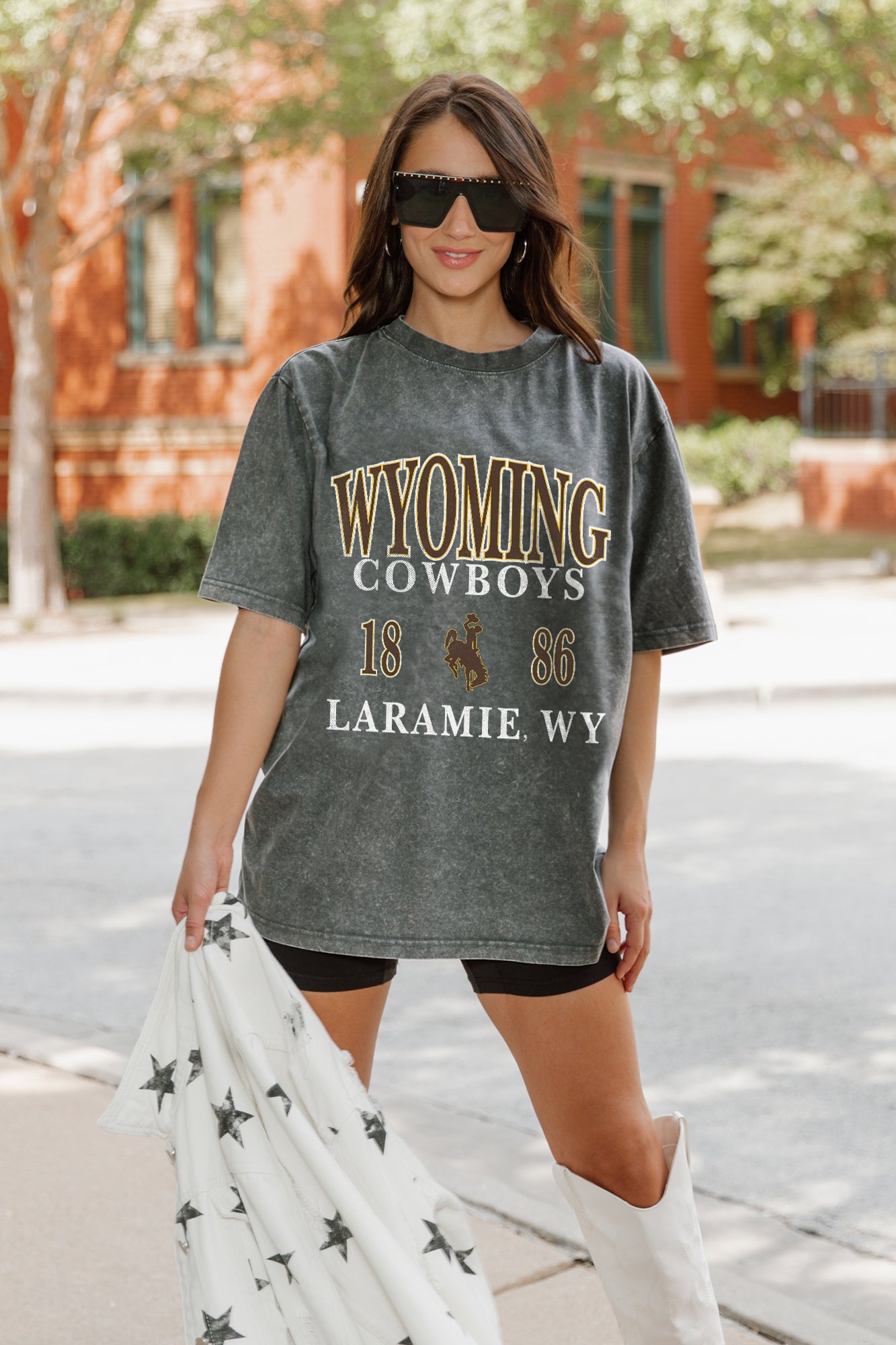 WYOMING COWBOYS THROWBACK OVERSIZED CREWNECK TEE